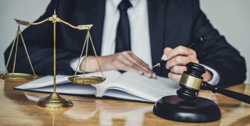 Avvocati e recupero dei crediti online 2024 su Uniriz.it 